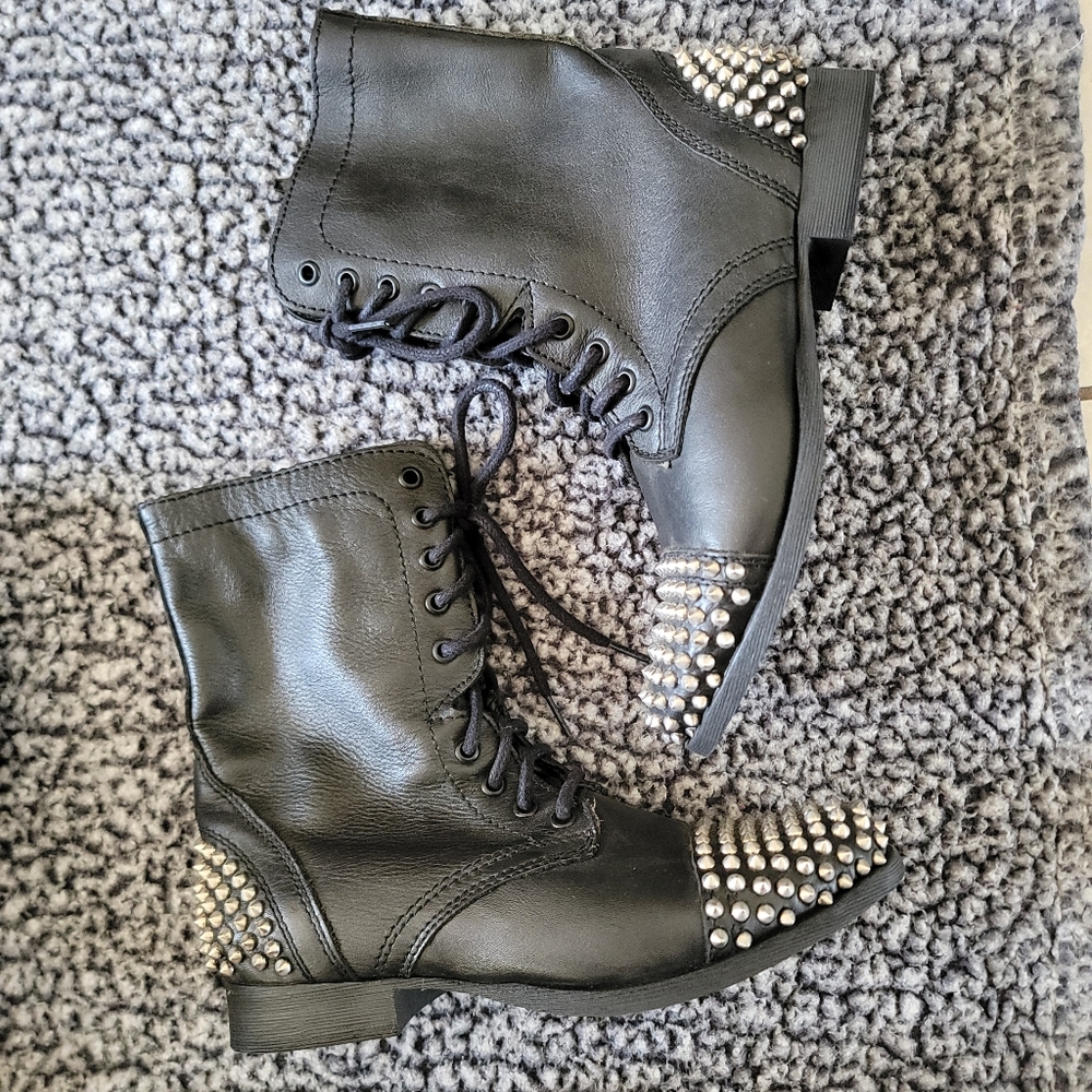 Steve madden boots